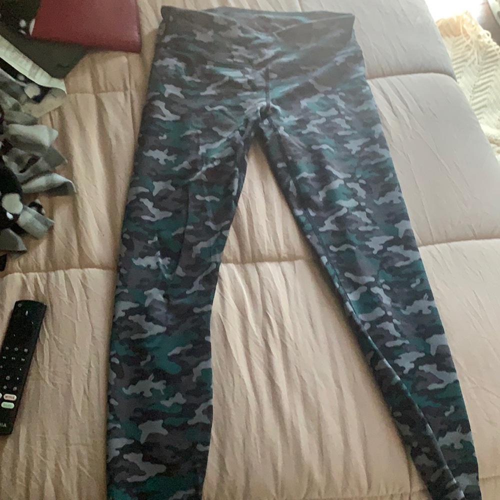 Woamans xxs leggings